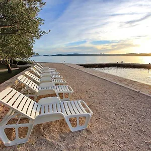 apartmani-gordana-bibinje.hotelinzadar.com/