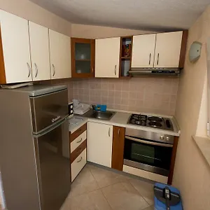 apartment-ivana-trogir-21214.splithotels.org/