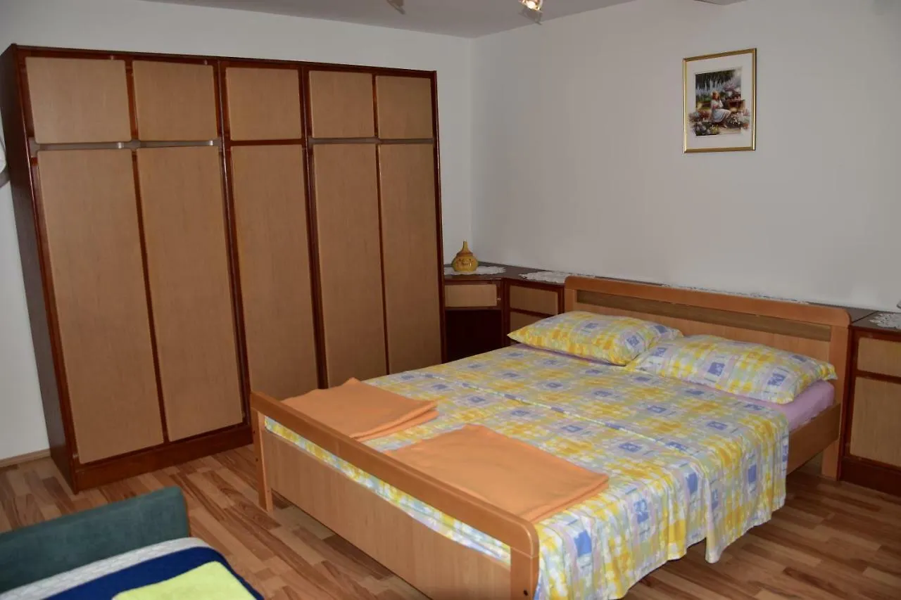 Apartmani Novosel Šilo Appartamento